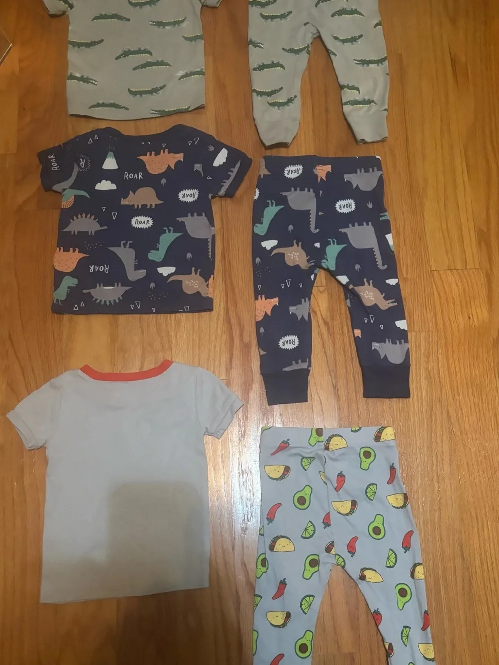 3 Adorable Baby Pajama sets! In great condition! #OldNavy, 12-18 months!